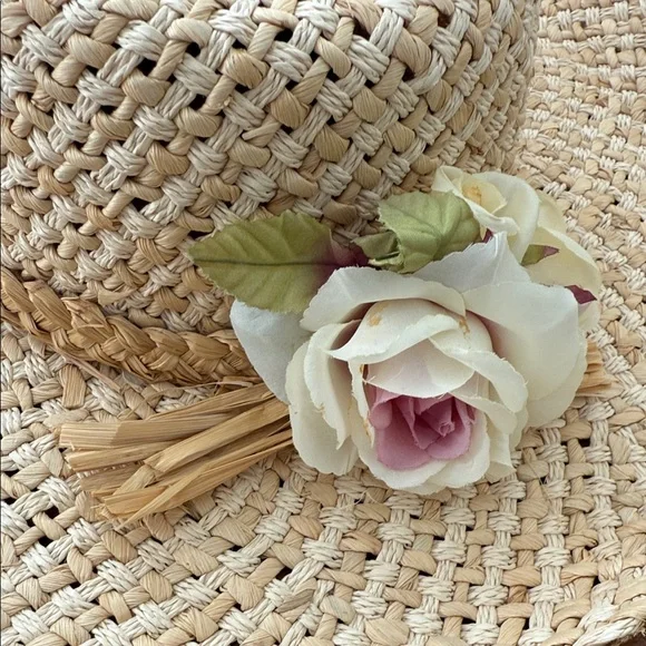 BUNDLE of 2 Straw Sun Hats with Floral Accent and Punta Cana - Picture 6 of 10